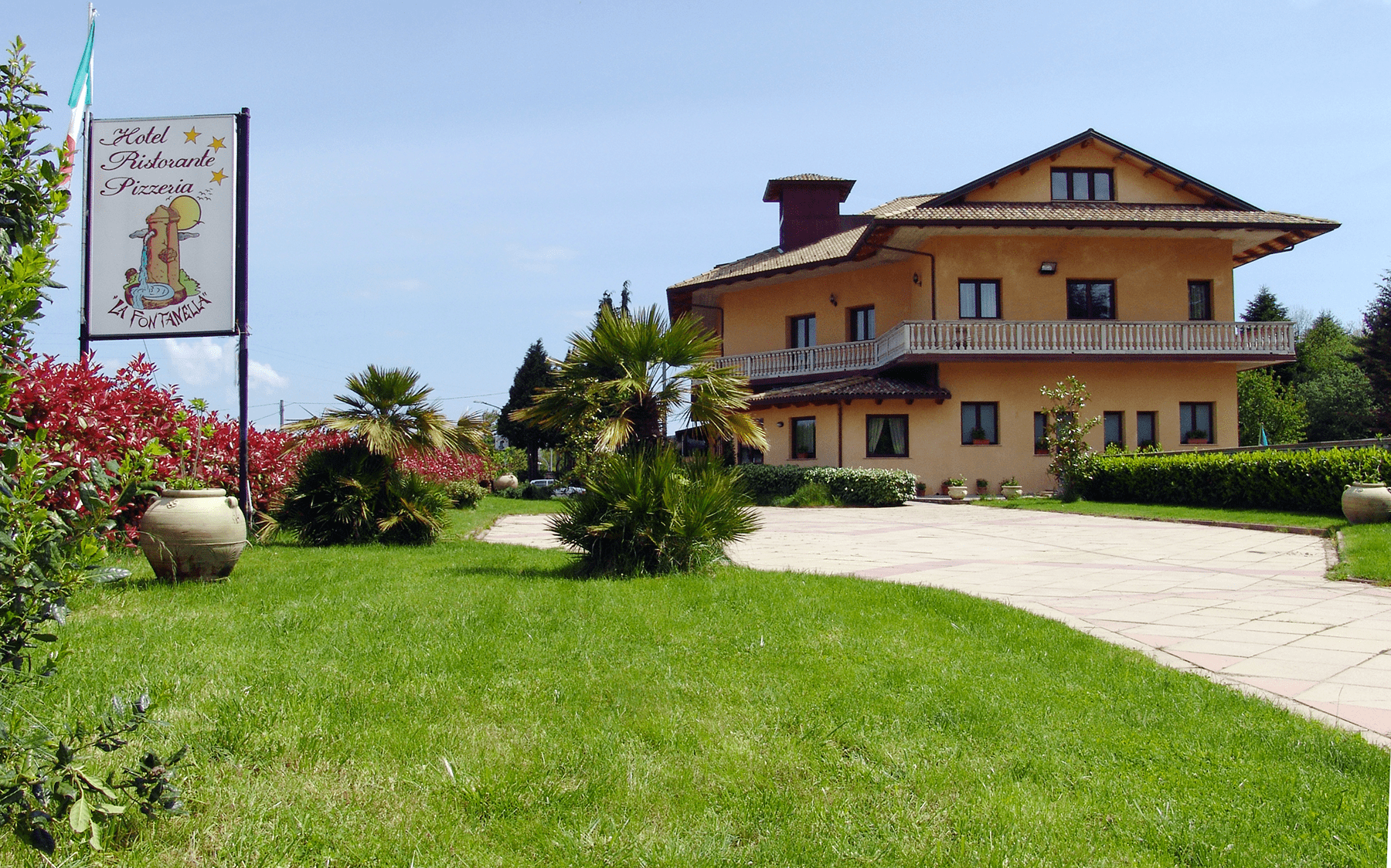 ﾠﾠHotel La Fontanella